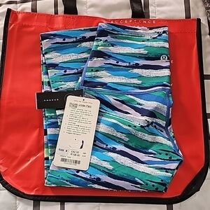 * NWT Lululemon Wunder Under Pant (Hi-Rise) - Seven Wonders Multi - Size 4